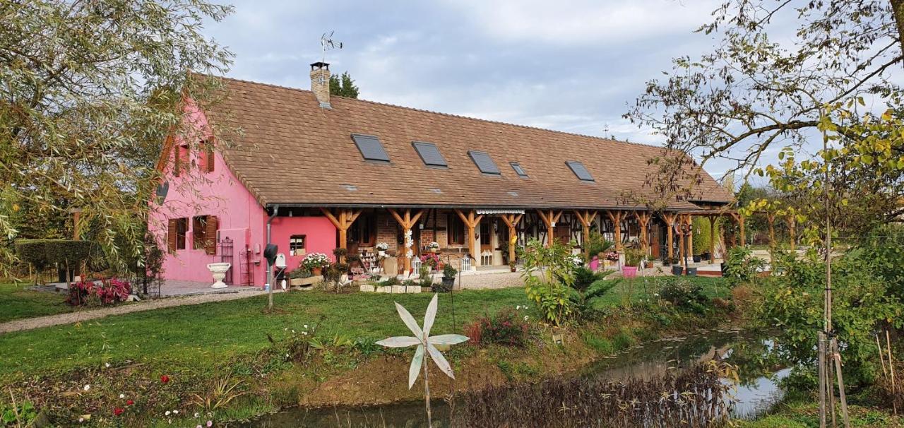 La Maison Du L.A.C. Simard Luaran gambar